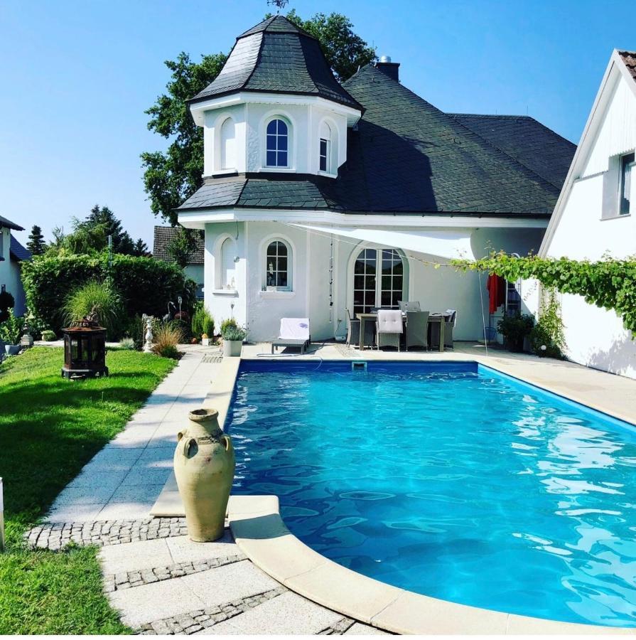 Ferienwohnung B Our Guest At New Flat Nearby Dresden !!!Pool!!! Frauendorf  Exterior foto
